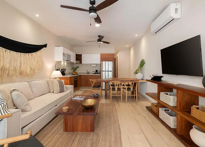 Pv Premium Residences By Waves *