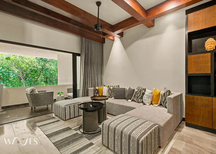 Pv Premium Residences By Waves